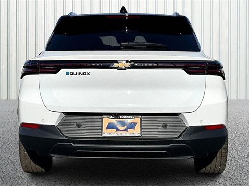 New 2026 Chevrolet Equinox EV LT w/ LPO, All-Weather Mat Package image 9