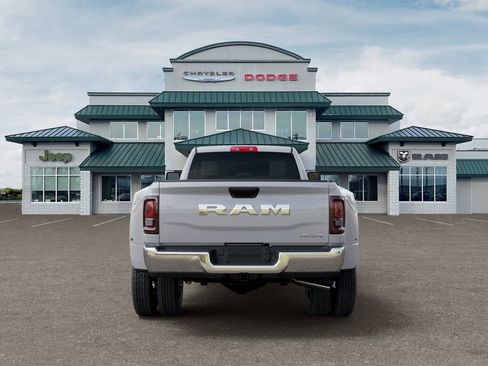 New 2026 RAM 3500 Tradesman AWD/4WD image 7