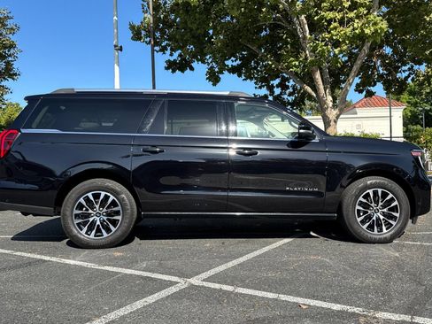 Certified 2025 Ford Expedition Max Platinum AWD/4WD image 3
