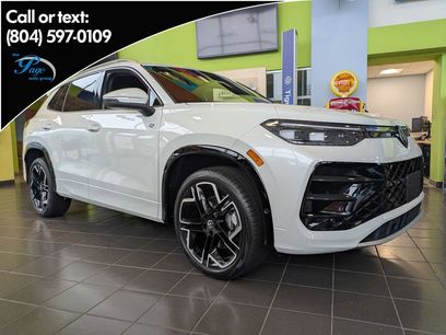 New 2026 Volkswagen Tiguan SEL R-Line