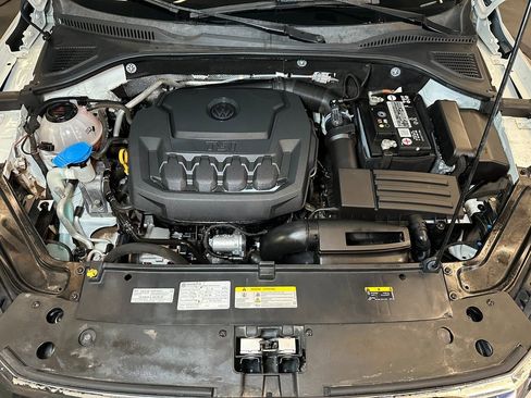 Used 2021 Volkswagen Passat 2.0T SE image 22