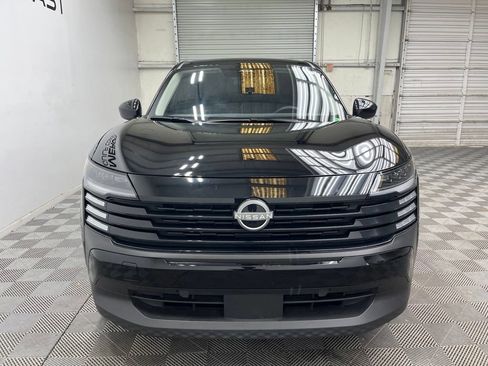 Used 2025 Nissan Kicks SV FWD image 9
