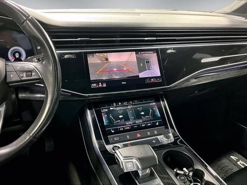 Used 2021 Audi Q7 3.0T Premium Plus w/ Premium Plus Package AWD/4WD image 11