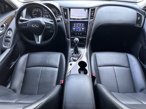 Used 2019 INFINITI Q50 Luxe w/ Essential Package (3.0T Luxe) AWD/4WD image 14