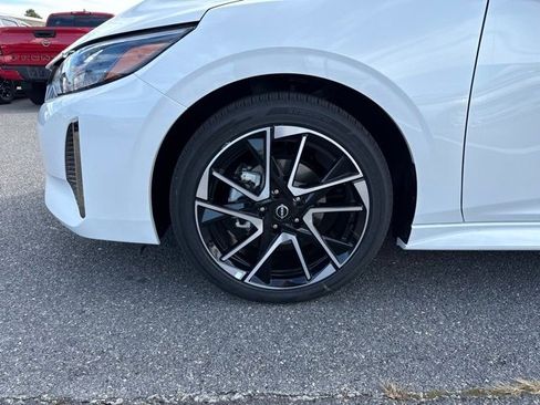 New 2025 Nissan Sentra SR w/ SR Premium Package image 9