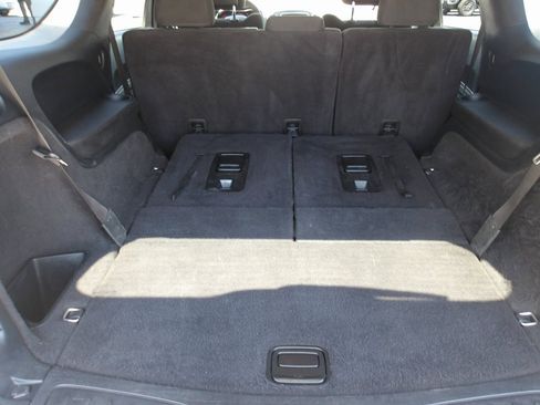 Used 2019 Dodge Durango SXT image 9