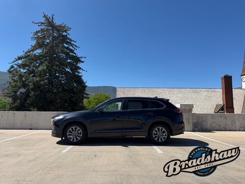 Used 2018 MAZDA CX-9 Sport FWD image 4