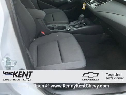 Used 2024 Toyota Corolla LE image 13