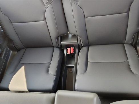 New 2026 Volvo XC90 B6 Plus w/ Protection Package Premier image 38