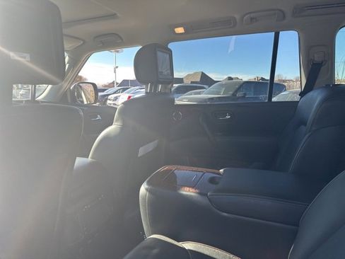 Used 2019 Nissan Armada Platinum w/ Captain's Chairs Package image 12