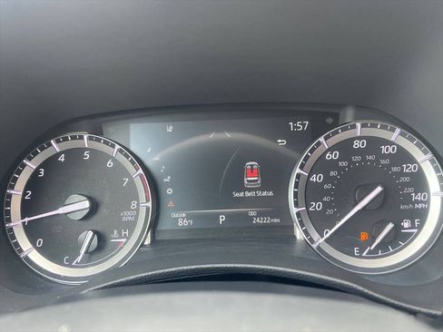 Used 2022 Toyota Highlander XSE AWD/4WD image 12
