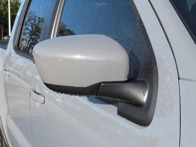 Used 2025 Nissan Frontier PRO-4X w/ Interior Protection Package AWD/4WD image 11