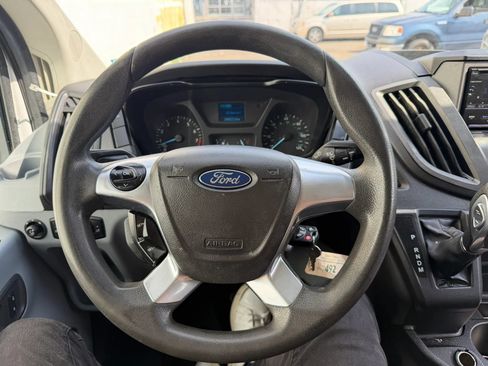 Used 2017 Ford Transit 150 130 Low Roof RWD image 15