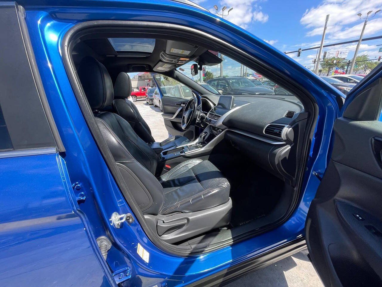 Used 2020 Mitsubishi Eclipse Cross SEL FWD image 21