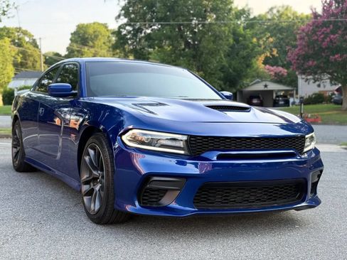 Used 2020 Dodge Charger Scat Pack RWD image 8