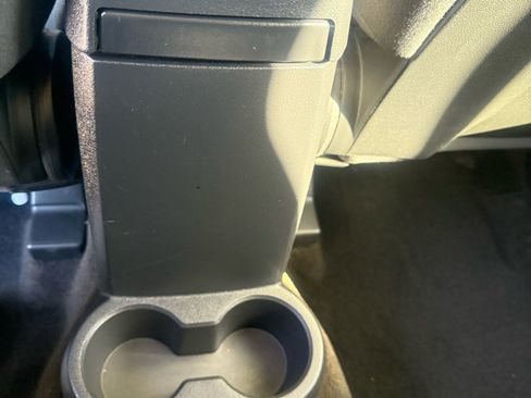 Used 2014 Jeep Patriot Sport image 10