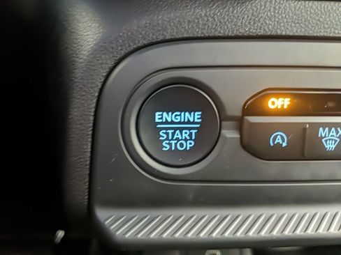 Used 2025 Ford Bronco Sport Badlands image 24