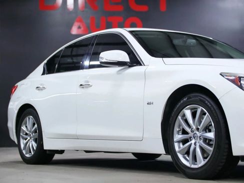 Used 2017 INFINITI Q50 2.0t w/ Moonroof Package RWD image 3