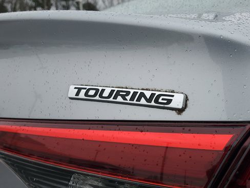 Used 2024 Honda Civic Touring image 7