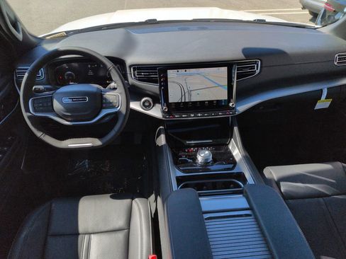 New 2026 Jeep Grand Wagoneer Limited w/ Premium Group II image 21