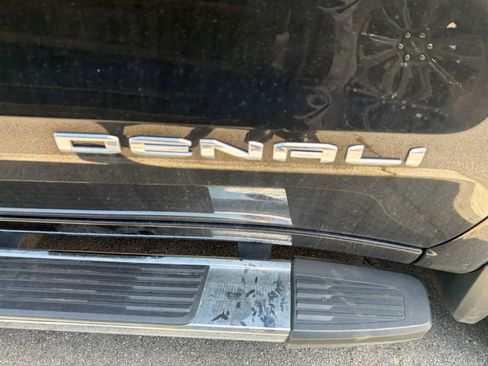 Used 2022 GMC Sierra 1500 Denali AWD/4WD image 16