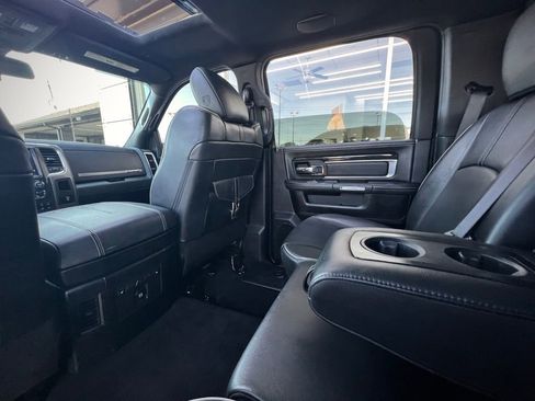 Used 2018 RAM 2500 Limited image 23