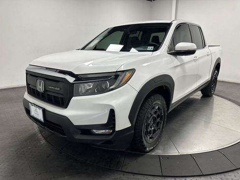 Certified 2025 Honda Ridgeline RTL+ image 6