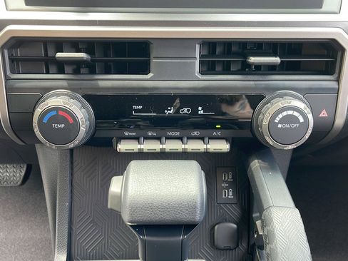 New 2026 Toyota 4Runner SR5 AWD/4WD image 41