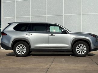 Certified 2025 Toyota Grand Highlander LE video 3