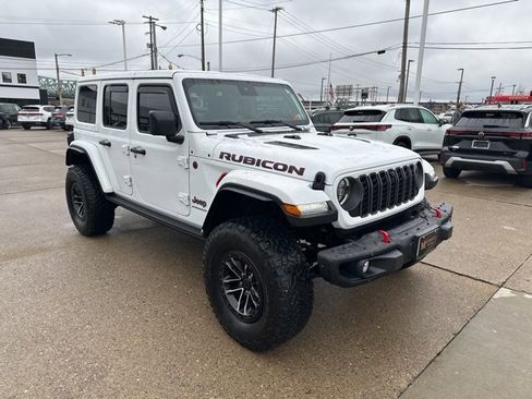 Used 2024 Jeep Wrangler Unlimited Rubicon image 7
