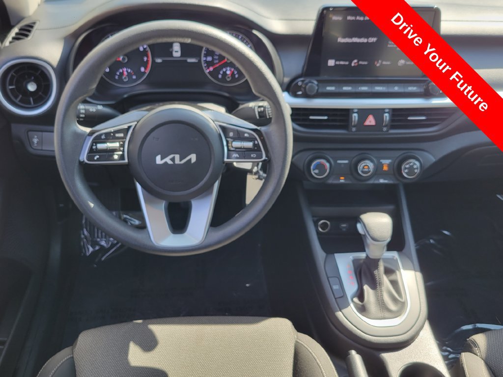 Used 2024 Kia Forte LXS FWD image 6