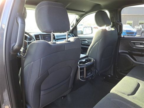Used 2021 RAM 1500 Big Horn image 24