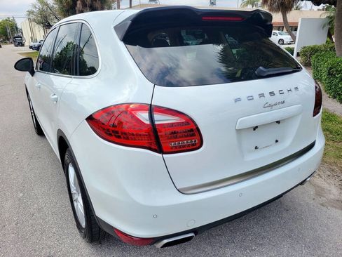 Used 2012 Porsche Cayenne image 11