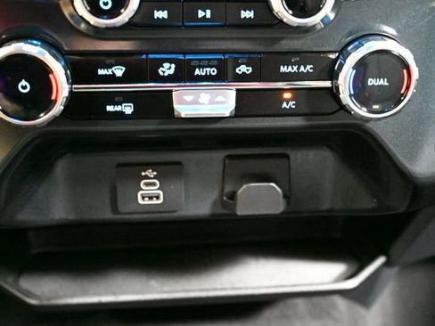 Used 2025 Ford F150 XLT w/ Equipment Group 301A Standard AWD/4WD image 33