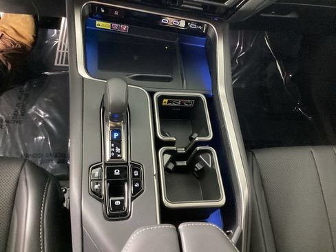 Used 2025 Lexus TX 350 AWD image 18