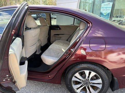 Used 2013 Honda Accord LX image 24