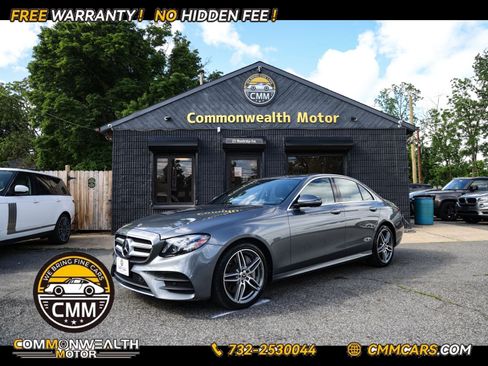 Used 2018 Mercedes-Benz E 300 4MATIC image 1