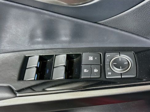 Used 2023 Lexus IS 300 w/ Comfort Package RWD image 24