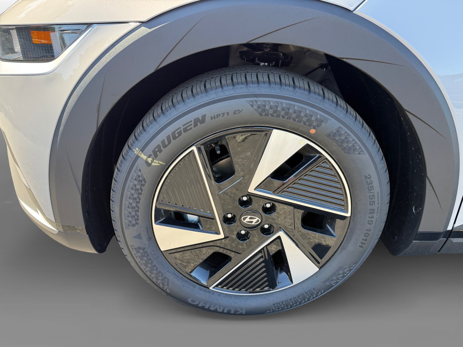 New 2027 Hyundai Ioniq 5 SEL RWD image 9