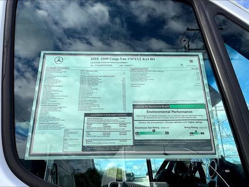 Used 2024 Mercedes-Benz Sprinter 2500 image 17