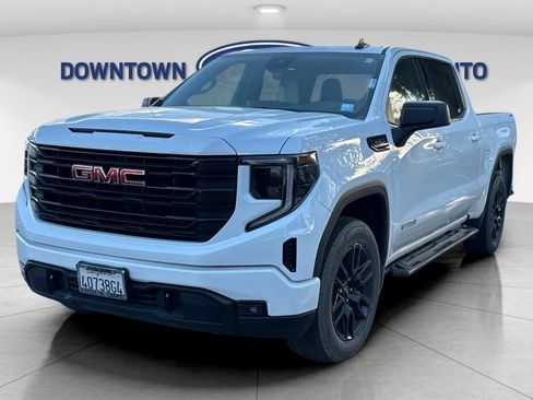Used 2025 GMC Sierra 1500 Elevation AWD/4WD image 2