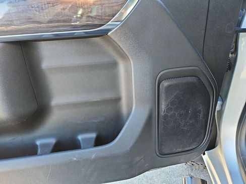 Used 2022 Chevrolet Silverado 3500 LTZ w/ Gooseneck/5TH Wheel Package image 13