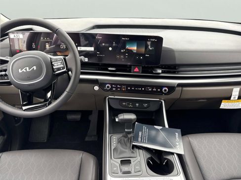 New 2026 Kia Carnival image 11