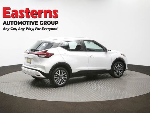 Used 2023 Nissan Kicks SV image 41