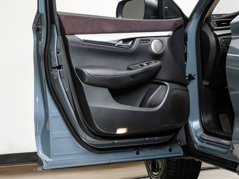 Used 2023 INFINITI QX50 Sensory image 44