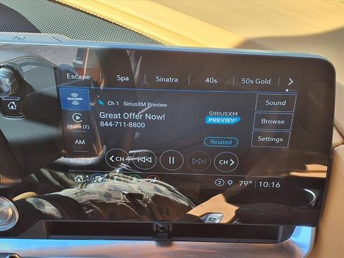 Used 2023 Chevrolet Corvette Stingray Premium Conv w/ Z51 Performance Package image 5