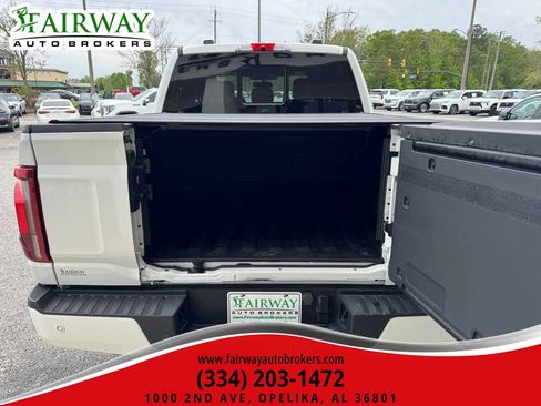 Used 2024 Ford F150 Platinum w/ FX4 Off-Road Package AWD/4WD image 28