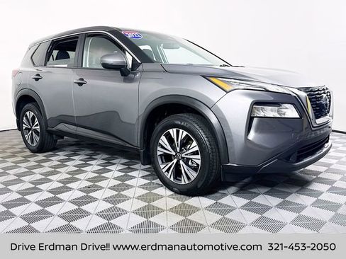 Certified 2022 Nissan Rogue SV image 1