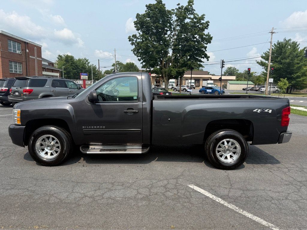 Used 2011 Chevrolet Silverado 1500 LT w/ Interior Plus Package AWD/4WD image 1