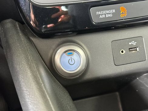 Used 2018 Nissan Leaf SV w/ Protection Package FWD image 21